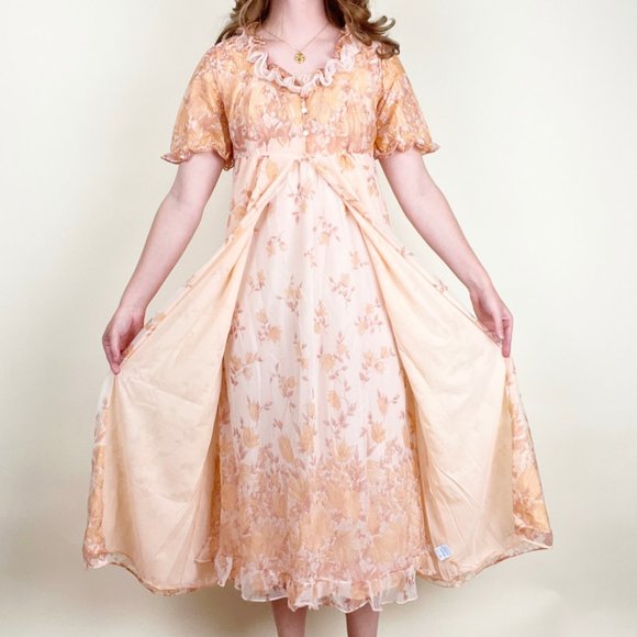 Vintage 50s 60s Nightgown Slip Dress Set Puff Sleeve Ruffle Tiered Floral MCM - Picture 2 of 10